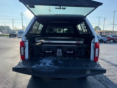 Used 2022 Ford F250 Platinum AWD/4WD image 7