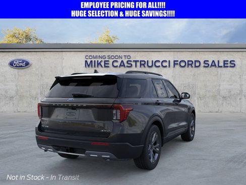 New 2026 Ford Explorer Active AWD/4WD image 8