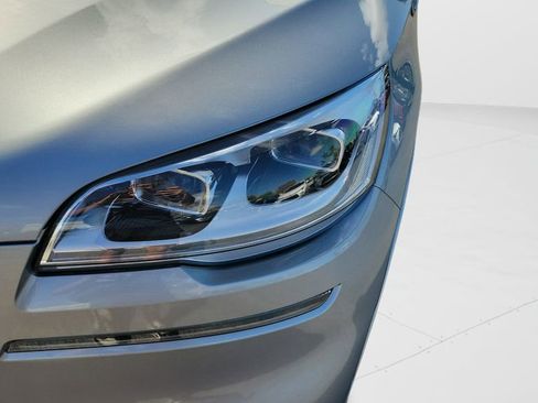 Used 2023 Lincoln Aviator Reserve w/ Equipment Group 201A image 9