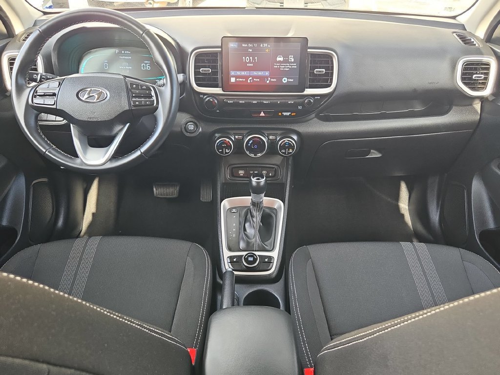 Used 2026 Hyundai Venue SEL FWD image 26