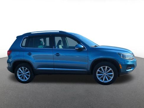 Used 2017 Volkswagen Tiguan Wolfsburg Edition AWD/4WD image 7