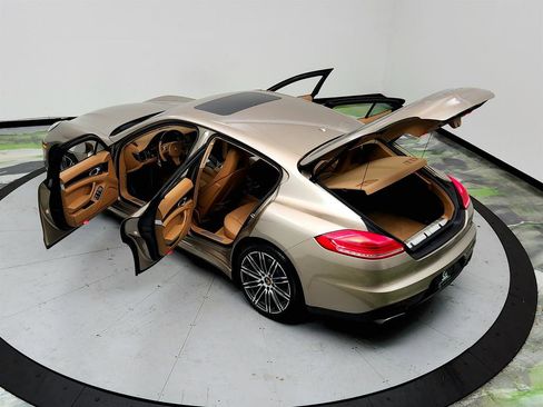 Used 2016 Porsche Panamera Edition w/ Premium Package Plus image 42