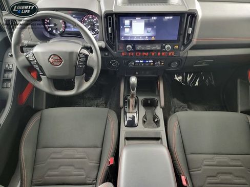 Used 2025 Nissan Frontier PRO-4X AWD/4WD image 23
