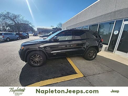 Used 2016 Jeep Grand Cherokee Laredo 75th Anniversary image 1