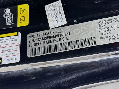 Used 2021 Jeep Wrangler Unlimited Rubicon w/ Xtreme Recon 35" Tire Package image 33