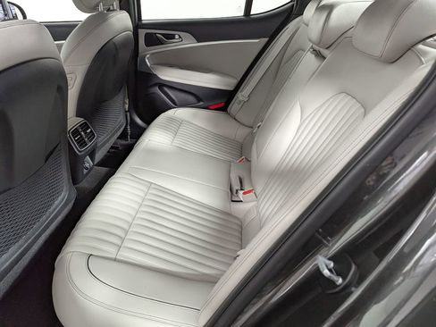 Used 2023 Genesis G70 2.0T w/ Sport Prestige Package image 43