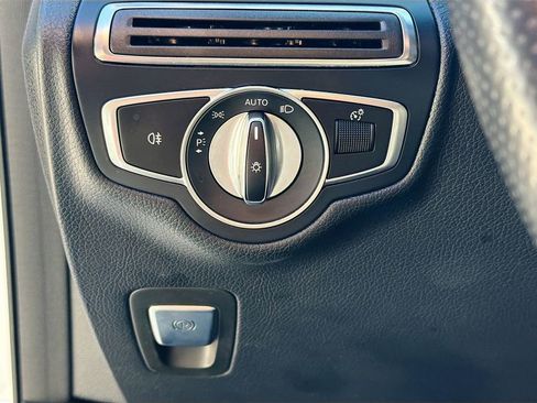 Used 2019 Mercedes-Benz GLC 43 AMG 4MATIC image 10