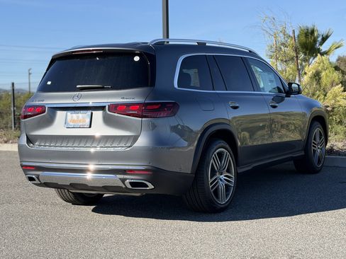 New 2026 Mercedes-Benz GLS 450 4MATIC image 8