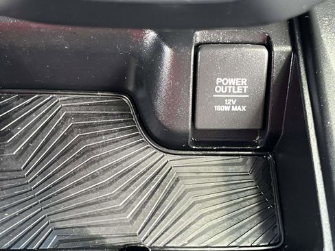 Used 2018 Honda CR-V Touring image 21