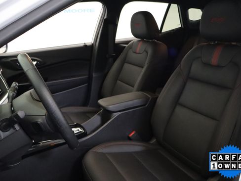 Used 2025 Chevrolet Trax RS w/ Driver Confidence Package FWD image 22