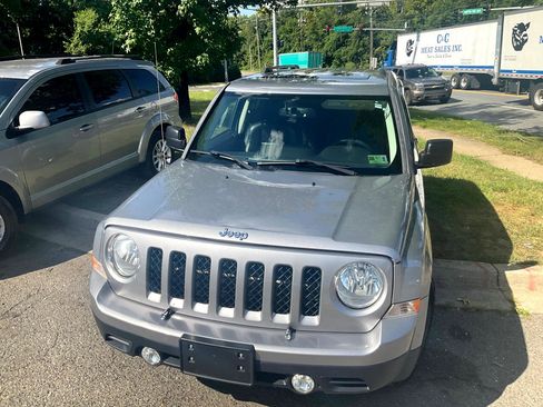 Used 2015 Jeep Patriot High Altitude image 4