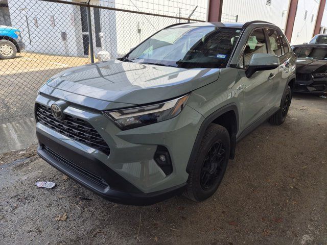 Used 2022 Toyota RAV4 XLE Premium FWD image 3