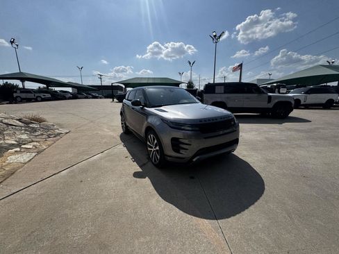 Certified 2025 Land Rover Range Rover Evoque Dynamic SE AWD/4WD image 11