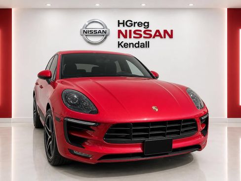 Used 2018 Porsche Macan GTS AWD/4WD image 5