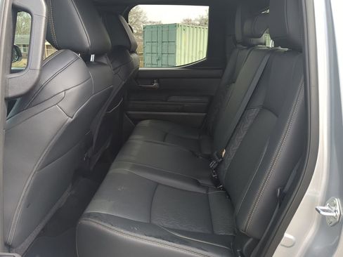 Used 2025 Toyota Tacoma Limited image 12