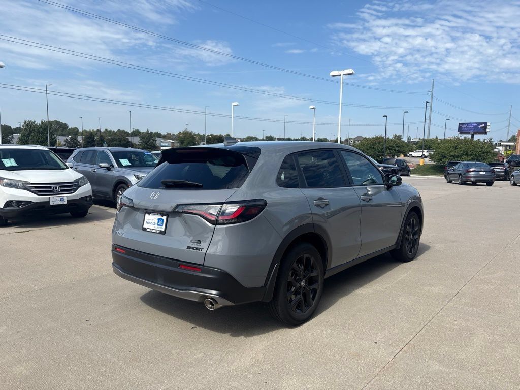 Certified 2024 Honda HR-V Sport image 5