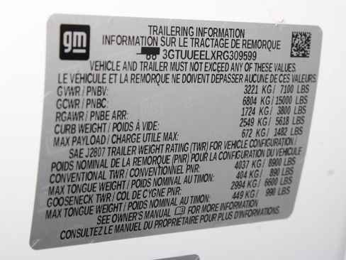 Used 2024 GMC Sierra 1500 AT4 image 82