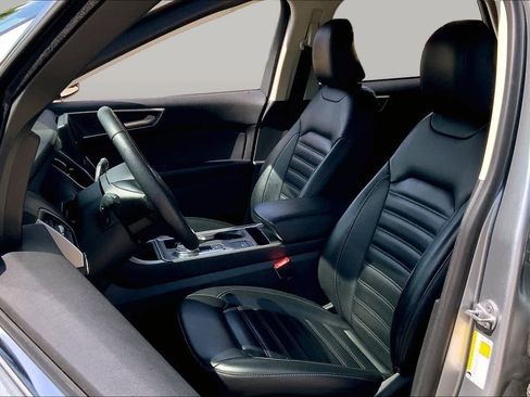Used 2024 Ford Edge SEL AWD/4WD image 8