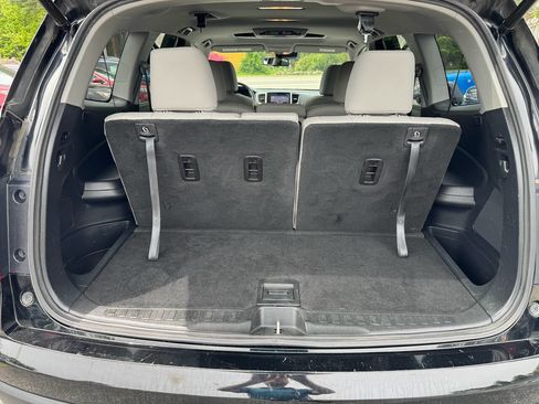 Used 2017 Honda Pilot Touring image 25