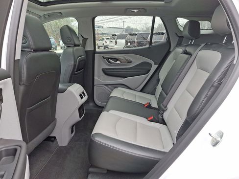 Certified 2022 GMC Terrain SLT w/ Tech Package image 19