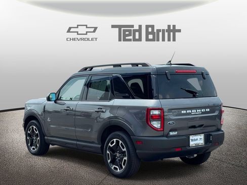Used 2024 Ford Bronco Sport Outer Banks w/ Tech Package AWD/4WD image 6