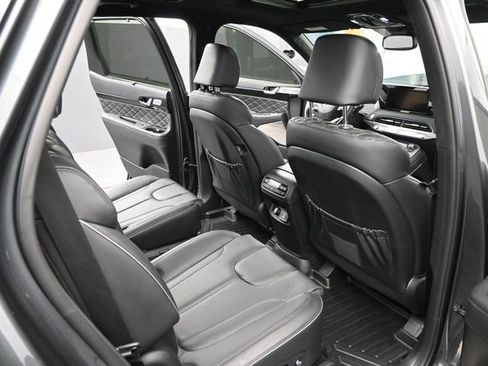 Used 2022 Hyundai Palisade Calligraphy image 19