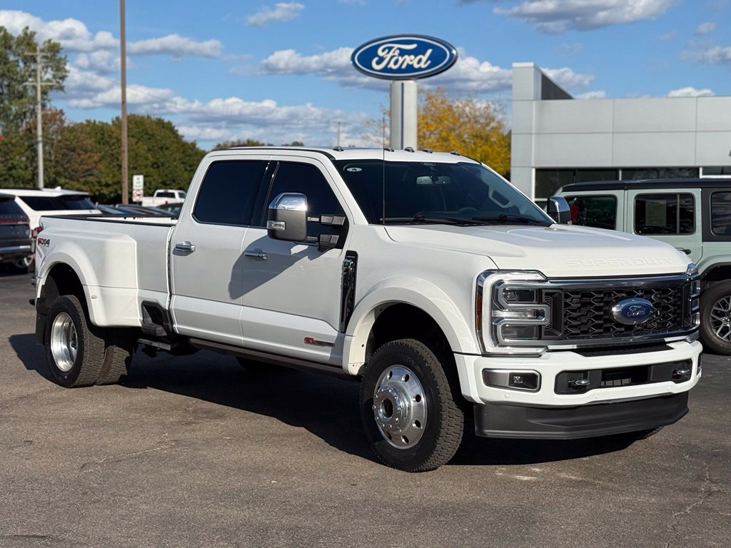 Used 2024 Ford F450 Limited w/ FX4 Off-Road Package AWD/4WD image 37