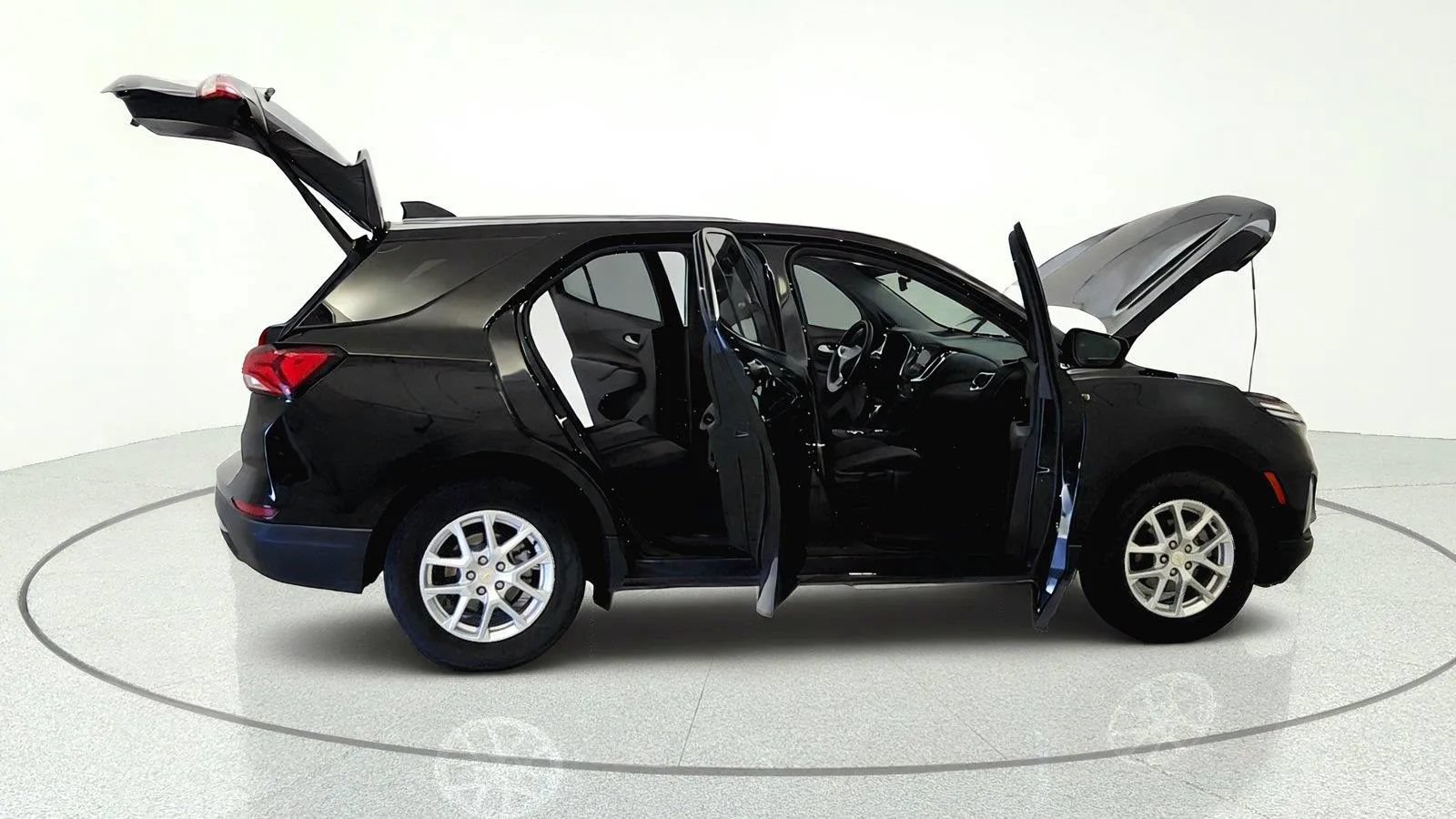 Used 2024 Chevrolet Equinox LT FWD image 12