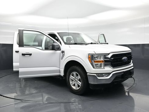 Used 2021 Ford F150 XLT w/ Trailer Tow Package AWD/4WD image 27
