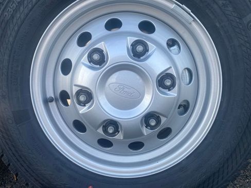 New 2026 Ford Transit 250 148 Medium Roof Extended AWD w/ Load Area Protection Package image 9