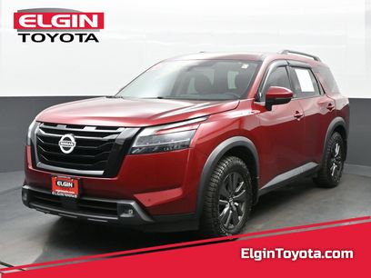 Used 2022 Nissan Pathfinder SV w/ SV Premium Package