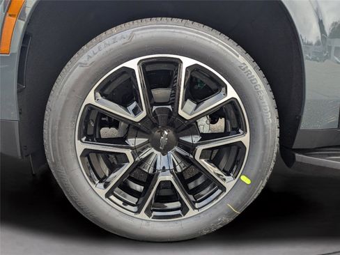 New 2026 Chevrolet Tahoe RST w/ Comfort Package image 9