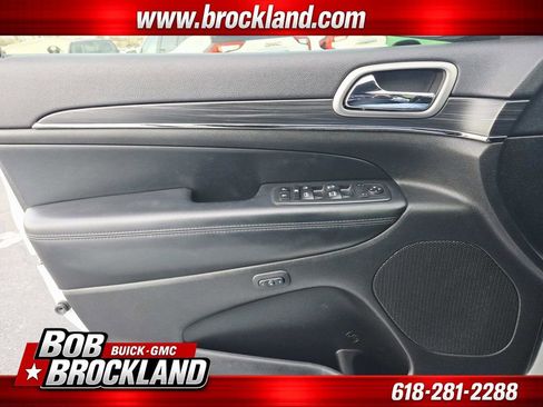 Used 2020 Jeep Grand Cherokee Limited X image 38