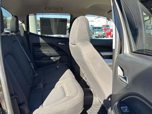 Used 2020 Chevrolet Colorado LT image 11