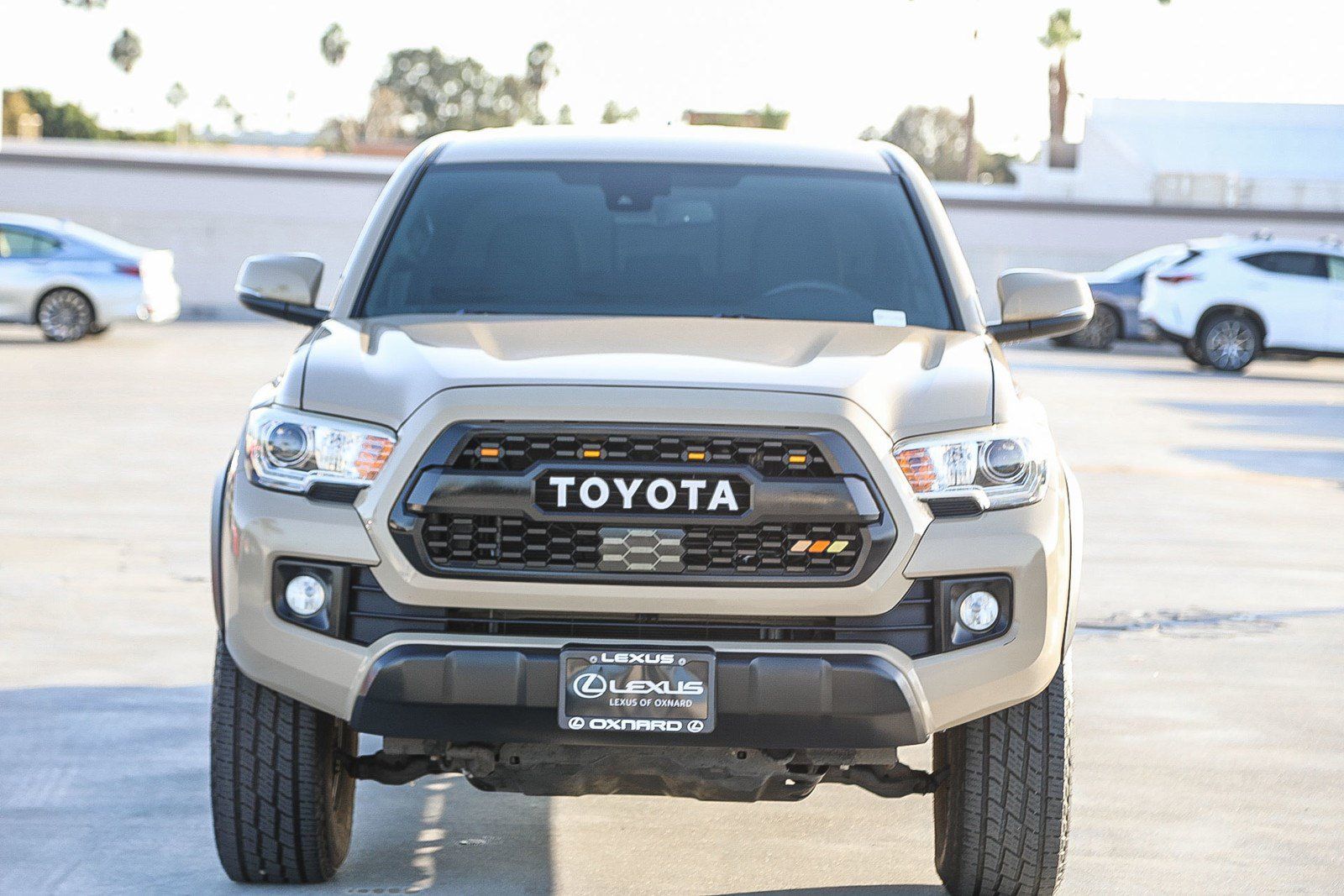 Used 2019 Toyota Tacoma TRD Off-Road w/ Technology Package RWD image 2