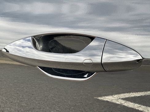 Certified 2024 Hyundai Kona SEL w/ Convenience Package image 10