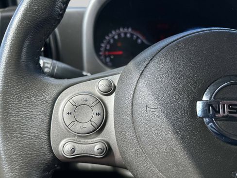 Used 2011 Nissan Cube 1.8 SL w/ Interior Illumination Pkg FWD image 19