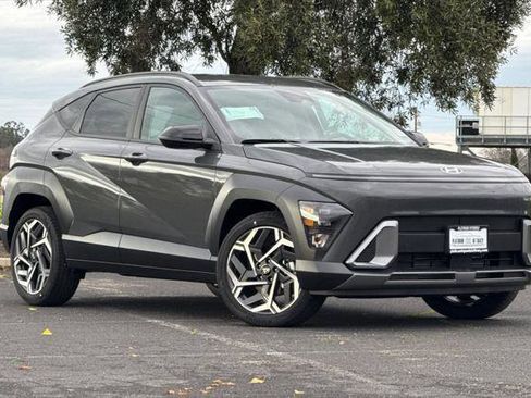 New 2026 Hyundai Kona SEL Premium image 2