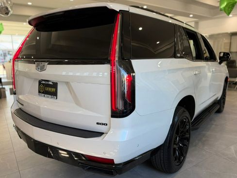 Used 2021 Cadillac Escalade Sport AWD/4WD image 8