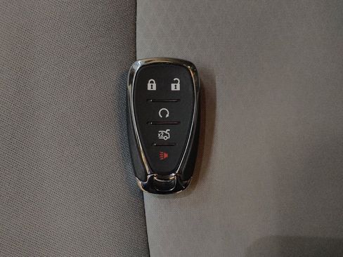 Used 2018 Chevrolet Malibu LT w/ Driver Confidence Package image 32