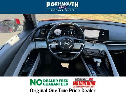 Used 2024 Hyundai Elantra Limited image 7