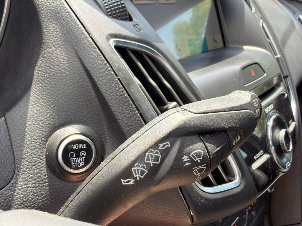Used 2017 Ford Focus RS AWD/4WD image 26