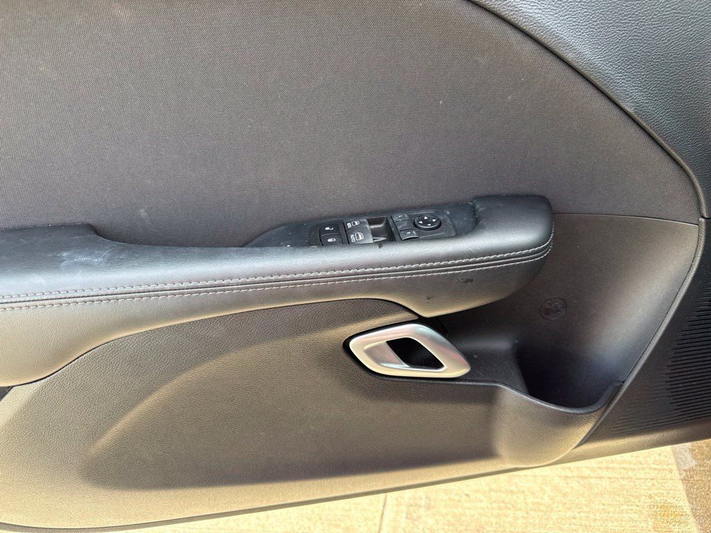 Used 2019 Dodge Challenger R/T RWD image 14