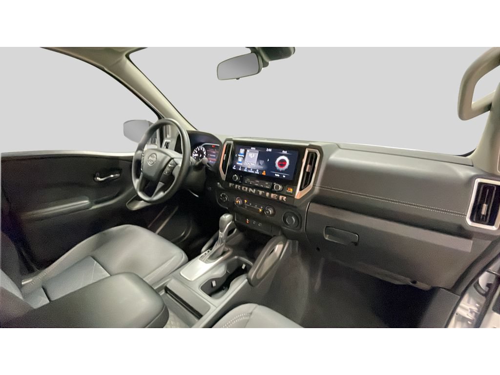Used 2025 Nissan Frontier SV AWD/4WD image 18
