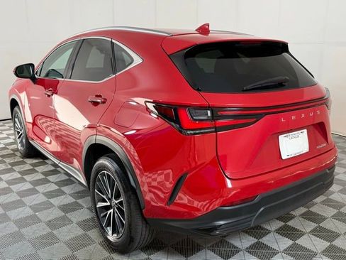 Certified 2025 Lexus NX 250 FWD w/ Premium Package image 4