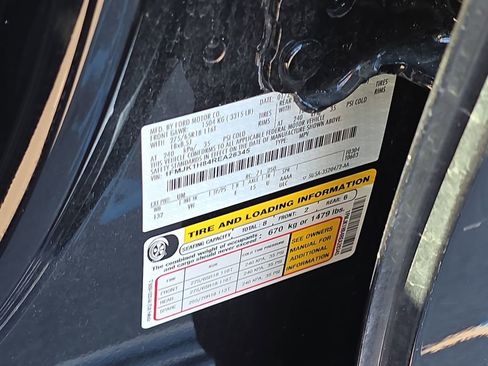 Used 2024 Ford Expedition Max XLT image 39