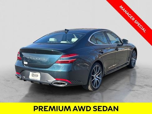 Used 2024 Genesis G70 2.5T AWD/4WD image 5