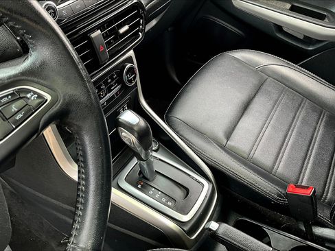 Used 2021 Ford EcoSport Titanium image 15