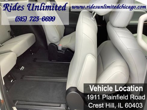 Used 2018 Toyota Sienna Limited Premium w/ Carpet Mat Package AWD/4WD image 36