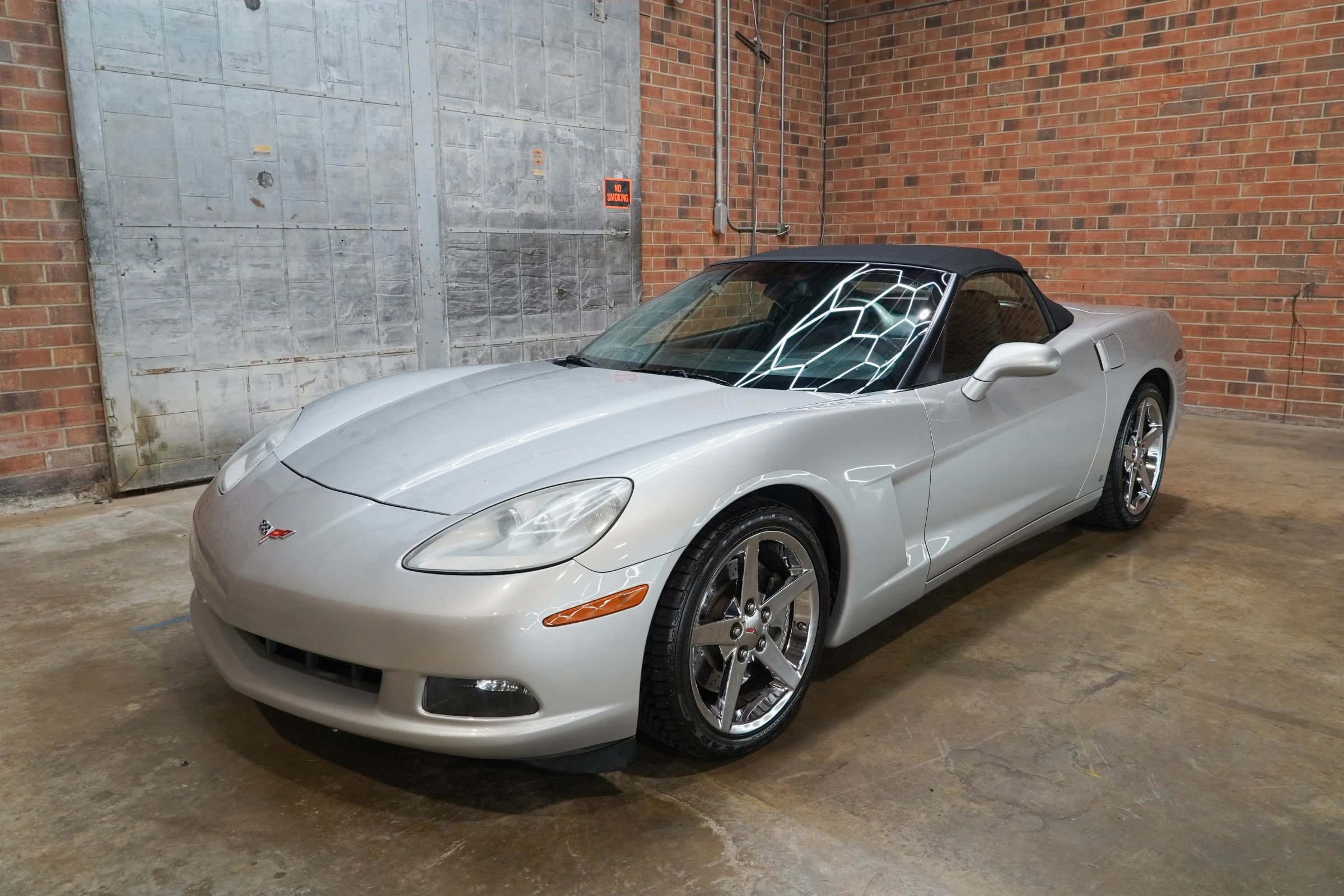 Used 2006 Chevrolet Corvette Coupe w/ Preferred Equipment Group RWD image 7